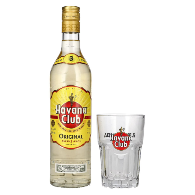 Havana Club Añejo 3 Años Rum con bicchiere